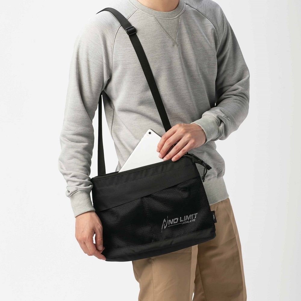 タブレットバッグ