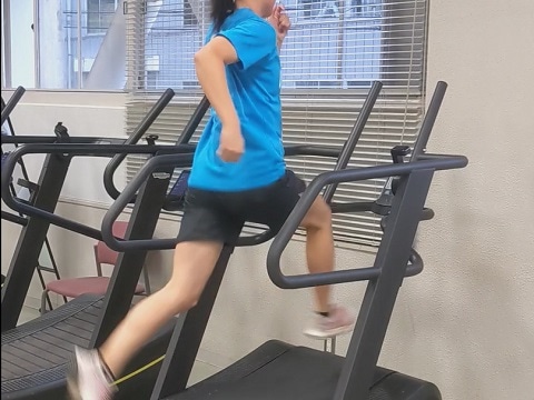 強くなるヒントがここに!(自走式トレッドミル)